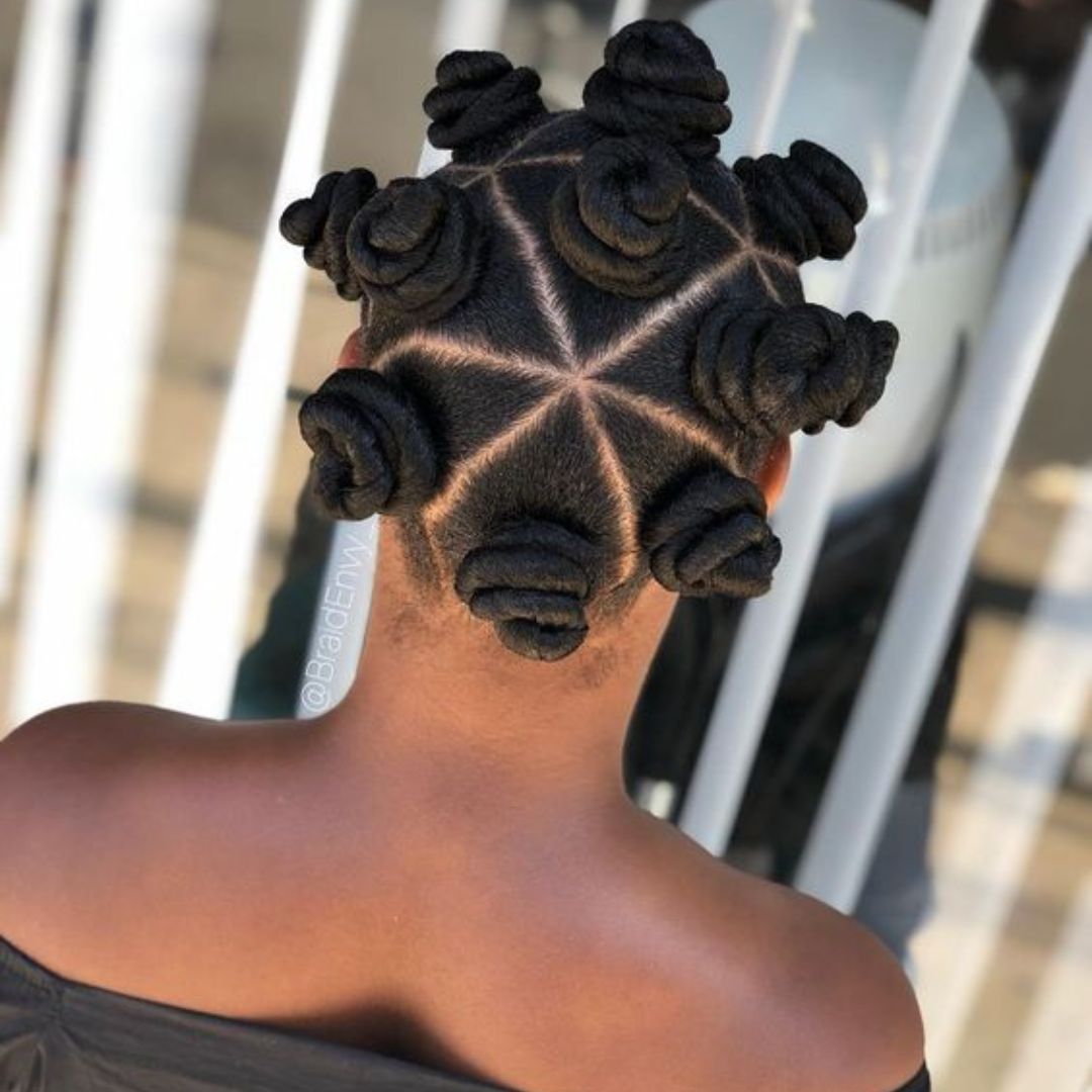 Chunky bantu knots in triangle parts 