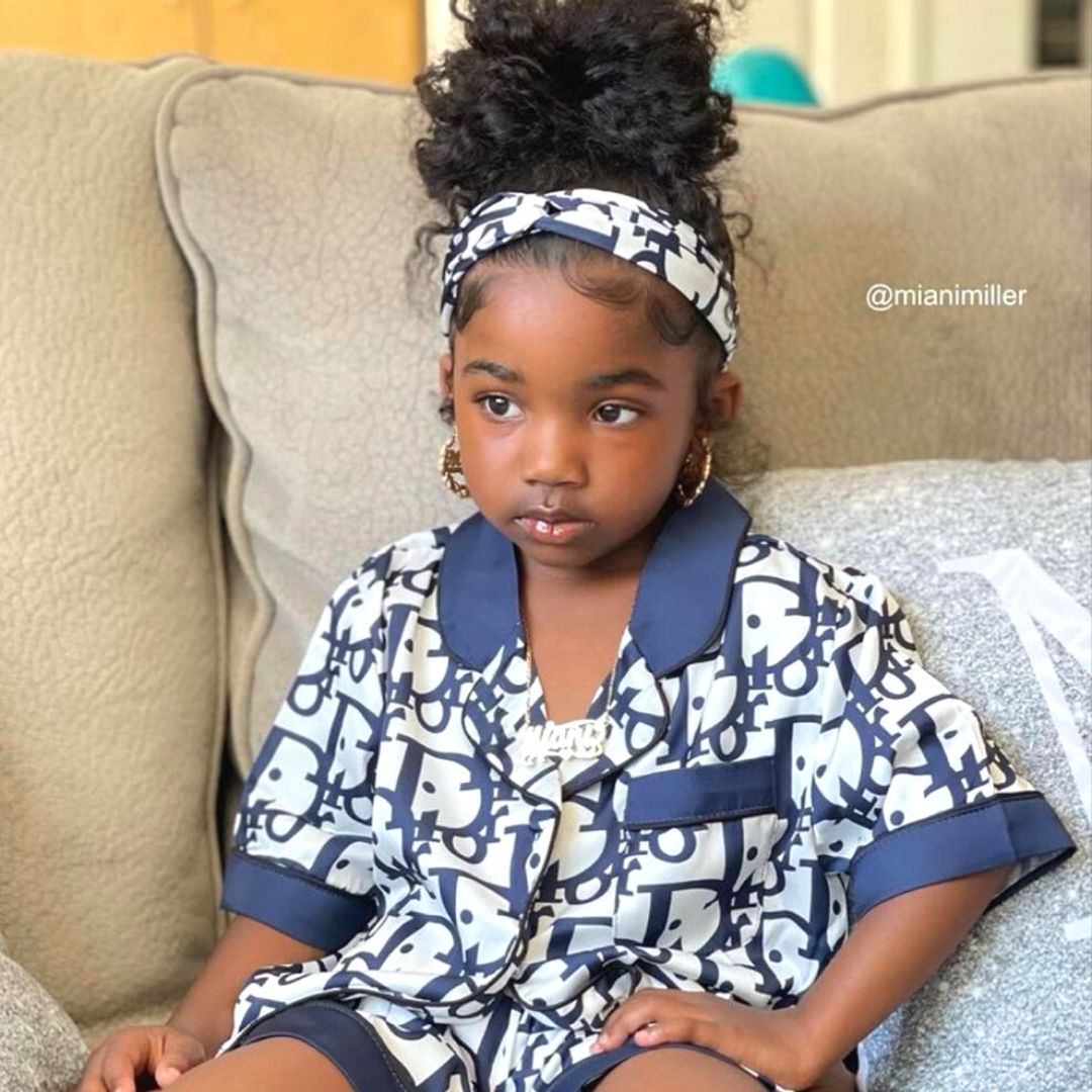 simple natural hairstyle on black girl