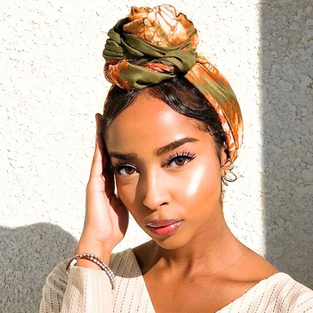 headwrap with knot