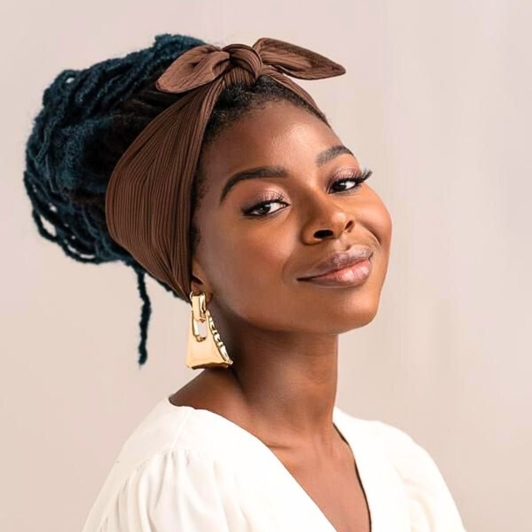 head scarf style on long locs