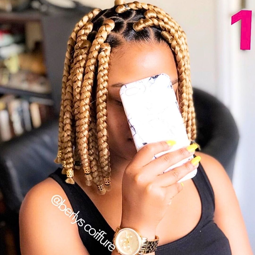 short jumbo braids on women