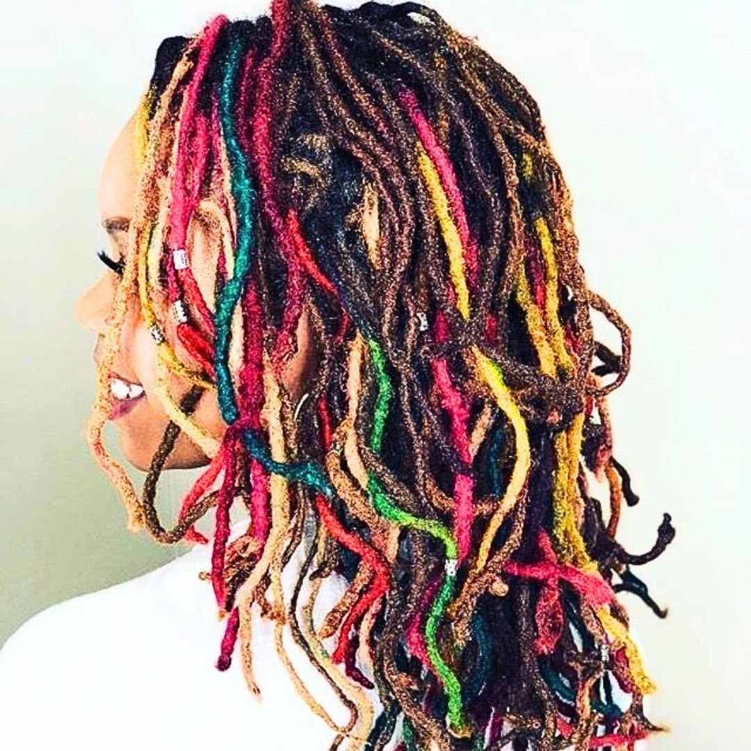 Dyed freeform locs on ladies