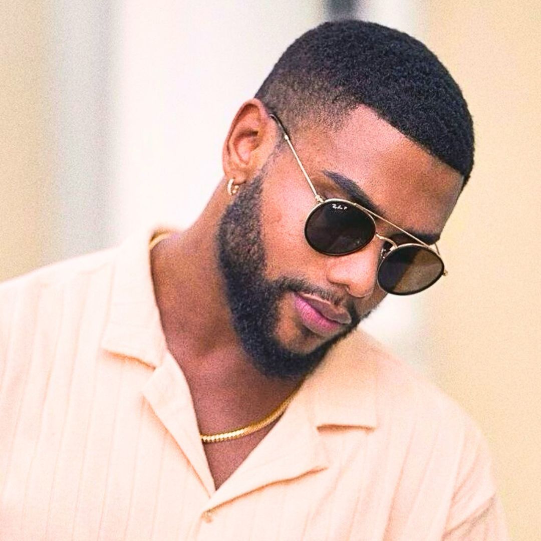 Men buzz cut